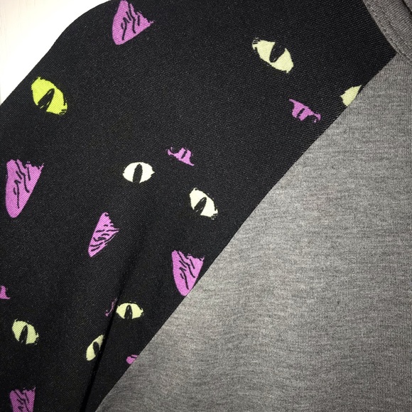 XS Cat Randy - LulaRoe - Picture 2 of 3